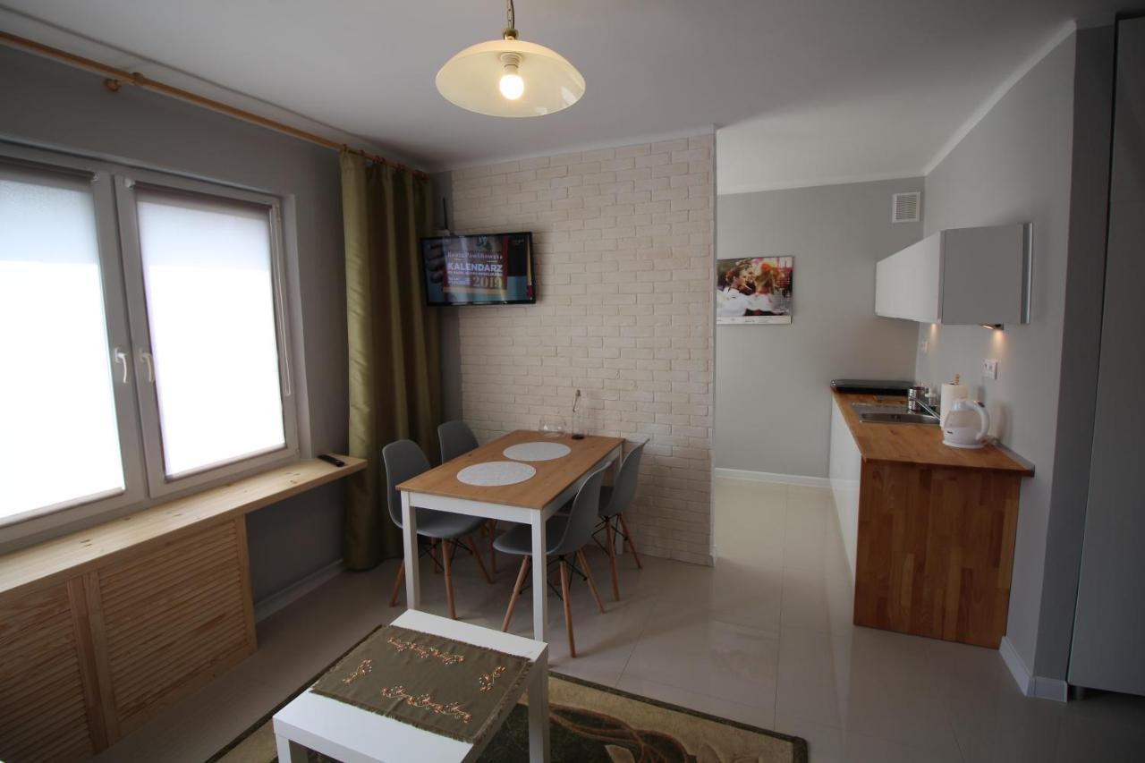 Apartament Pod Jasna Gora Częstochowa Esterno foto