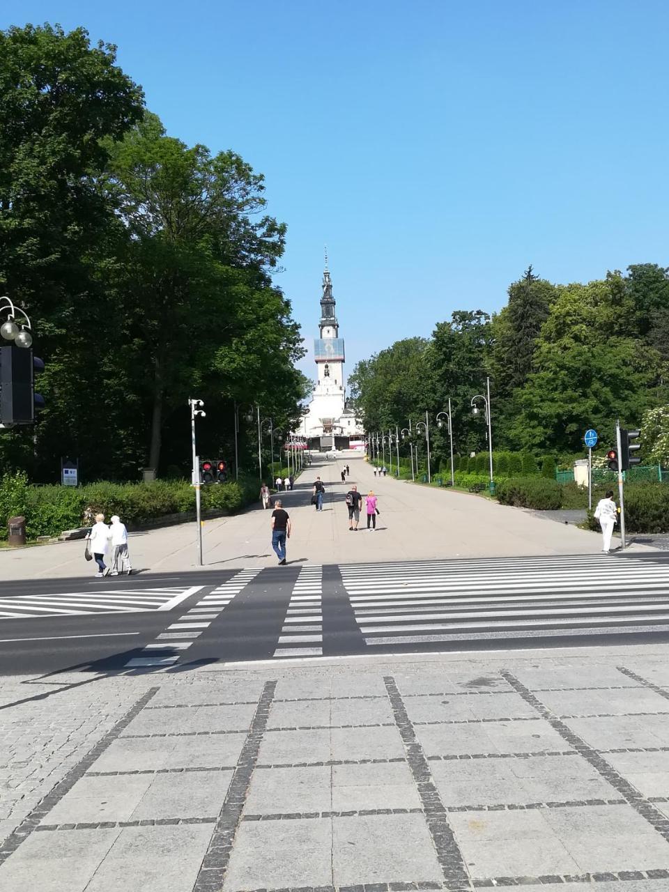 Apartament Pod Jasna Gora Częstochowa Esterno foto